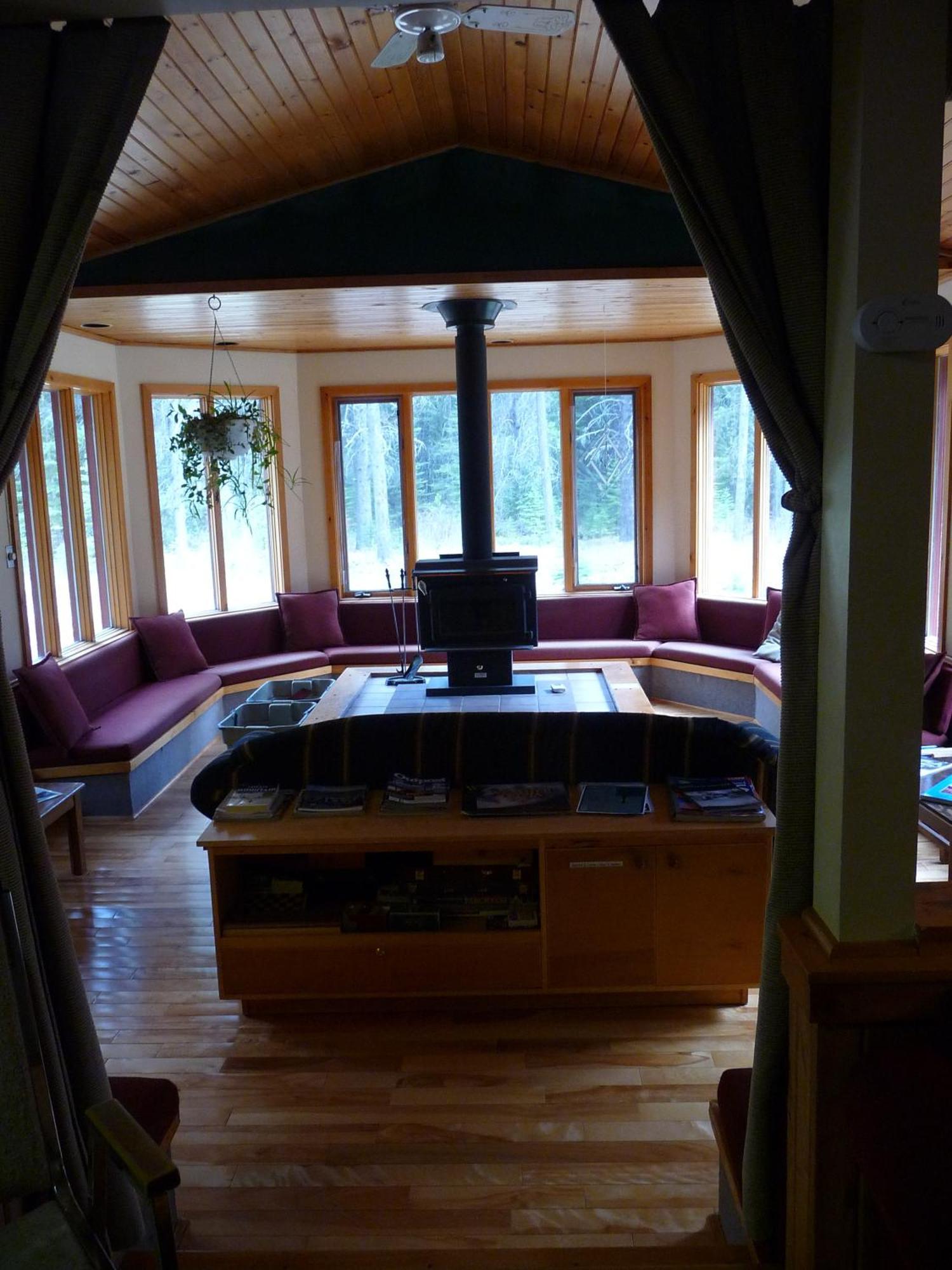 Hi Castle Mountain - Hostel Εξωτερικό φωτογραφία