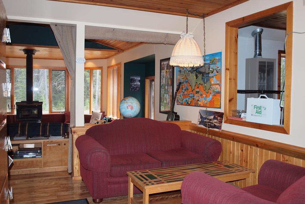 Hi Castle Mountain - Hostel Εξωτερικό φωτογραφία